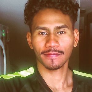 Meet your Posher, Luis